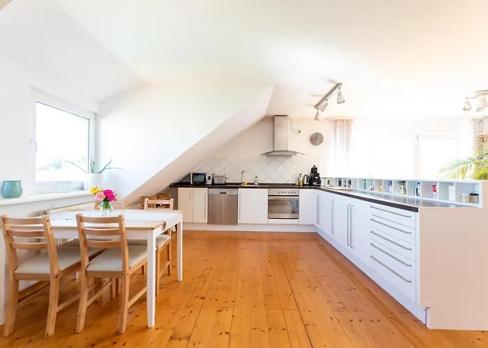 Appartement Grosse 120 Qm Ferienwohnung Fuer 6-12 Personen Mit Parkplatz Nahe Bamberg