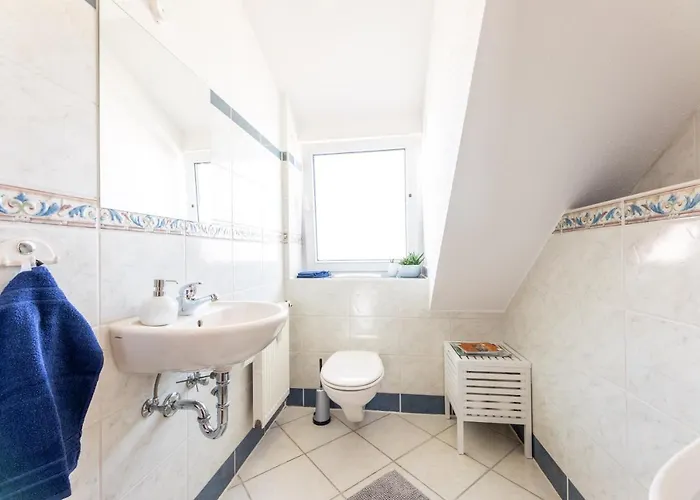 Grosse 120 Qm Ferienwohnung Fuer 6-12 Personen Mit Parkplatz Nahe Bamberg Adelsdorf