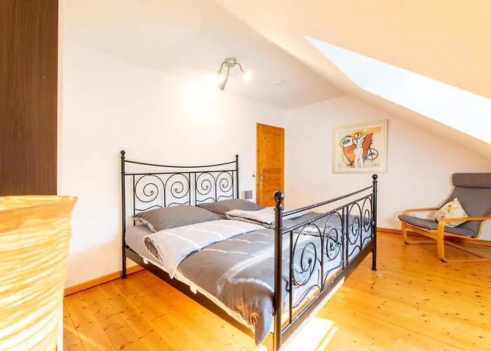 Appartement Grosse 120 Qm Ferienwohnung Fuer 6-12 Personen Mit Parkplatz Nahe Bamberg Adelsdorf