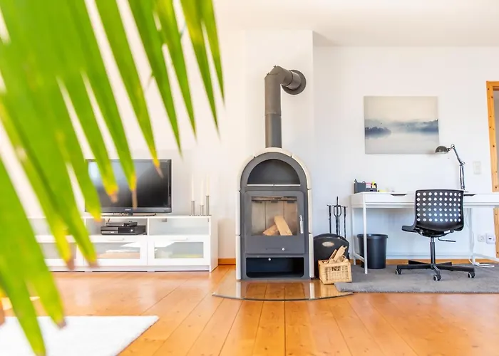 Grosse 120 Qm Ferienwohnung Fuer 6-12 Personen Mit Parkplatz Nahe Bamberg Appartement