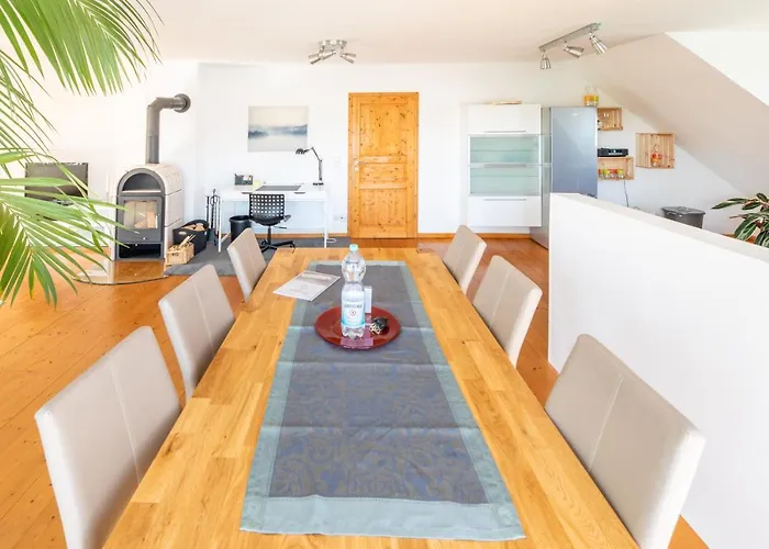 Grosse 120 Qm Ferienwohnung Fuer 6-12 Personen Mit Parkplatz Nahe Bamberg